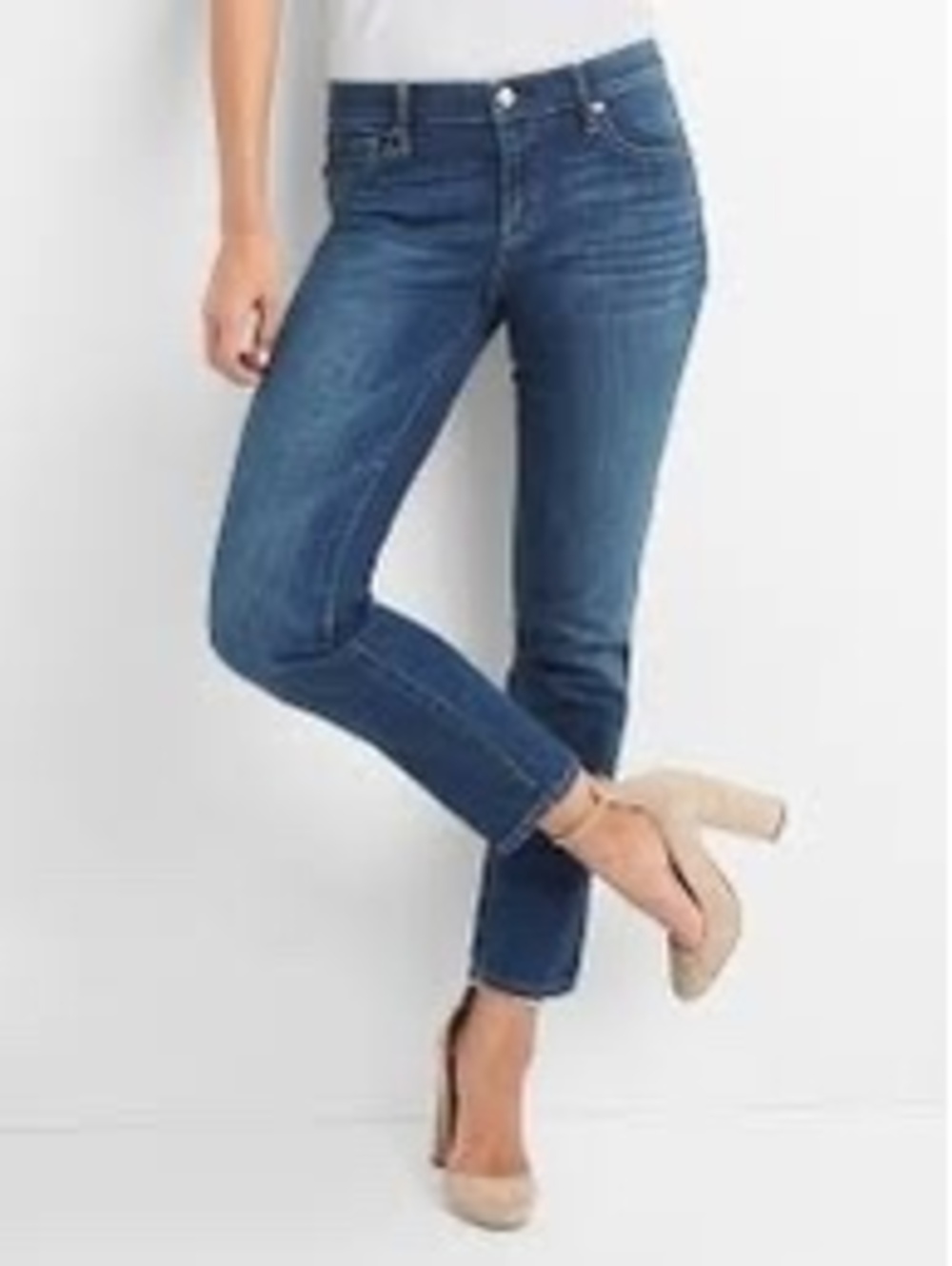 Gap Real Straight Medium Wash Jeans 27S